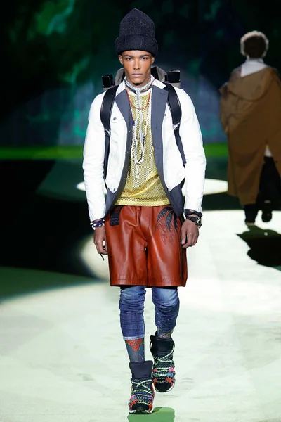 Look 20